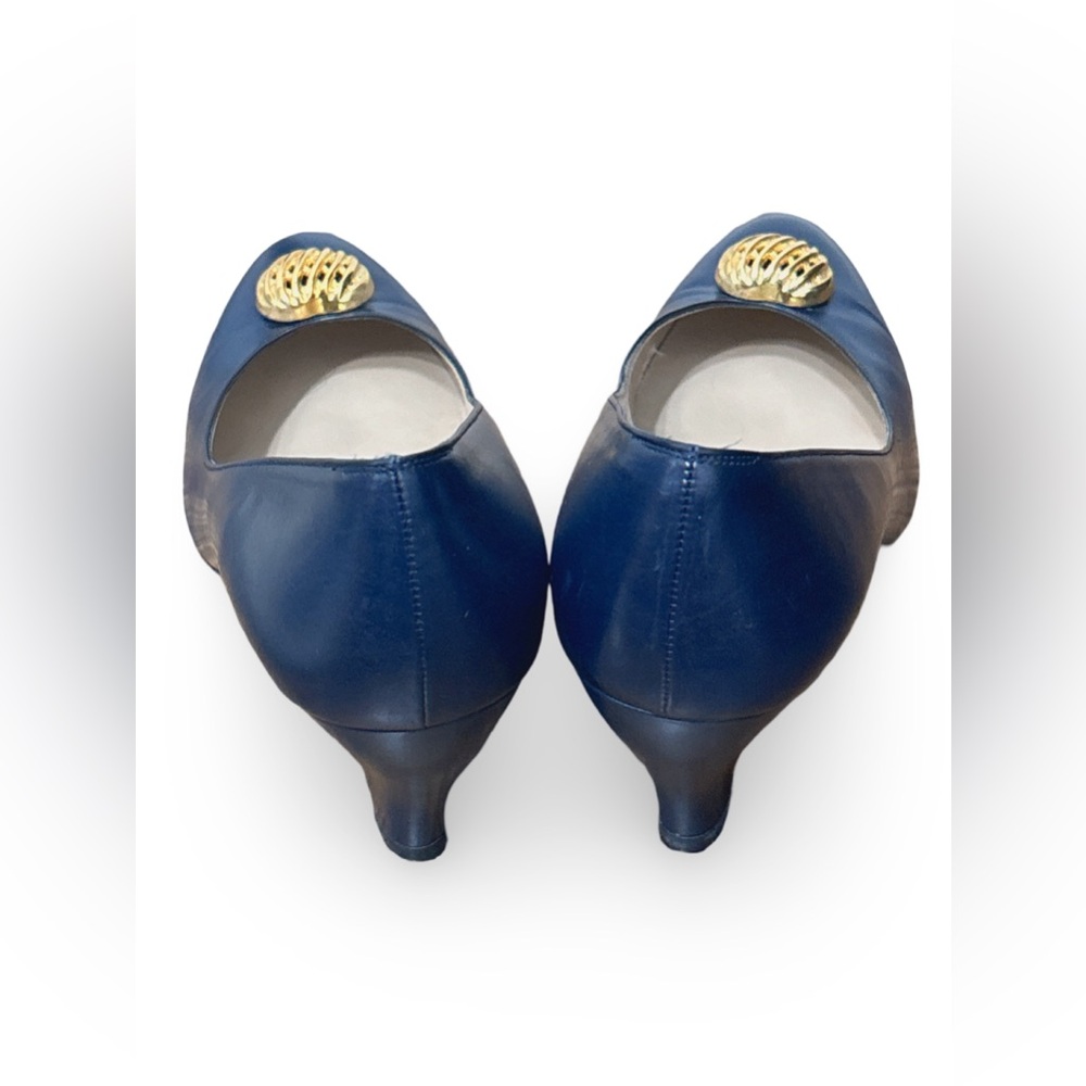EUC Vintage Salvatore Ferragamo 1970s Navy Heels (6B) - Picture 4 of 7